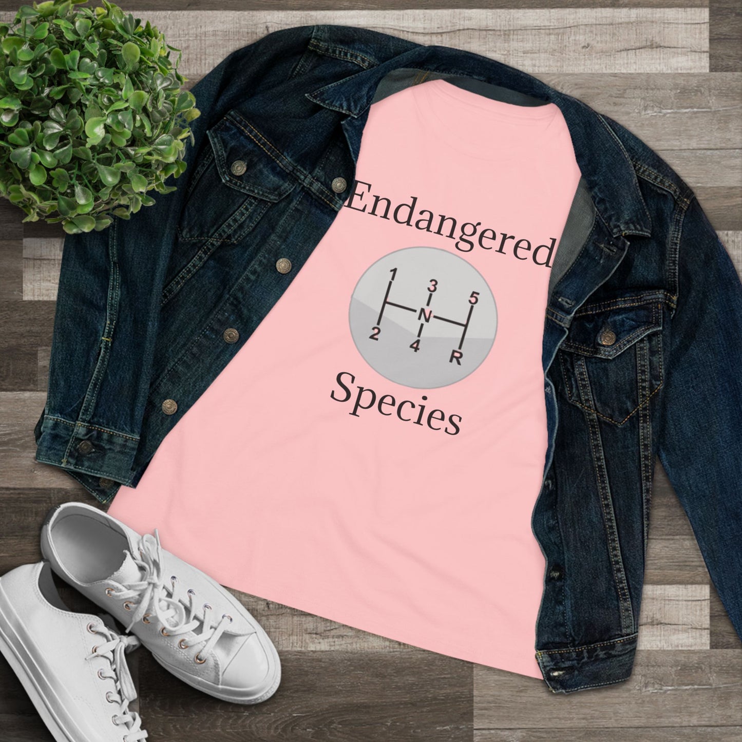 Endangered Species Women's Short Sleeve Crewneck Tee