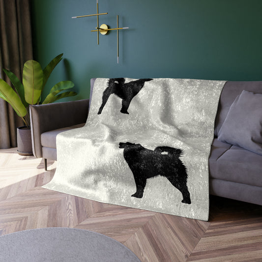 Malamute Silhouette Crushed Velvet Blanket