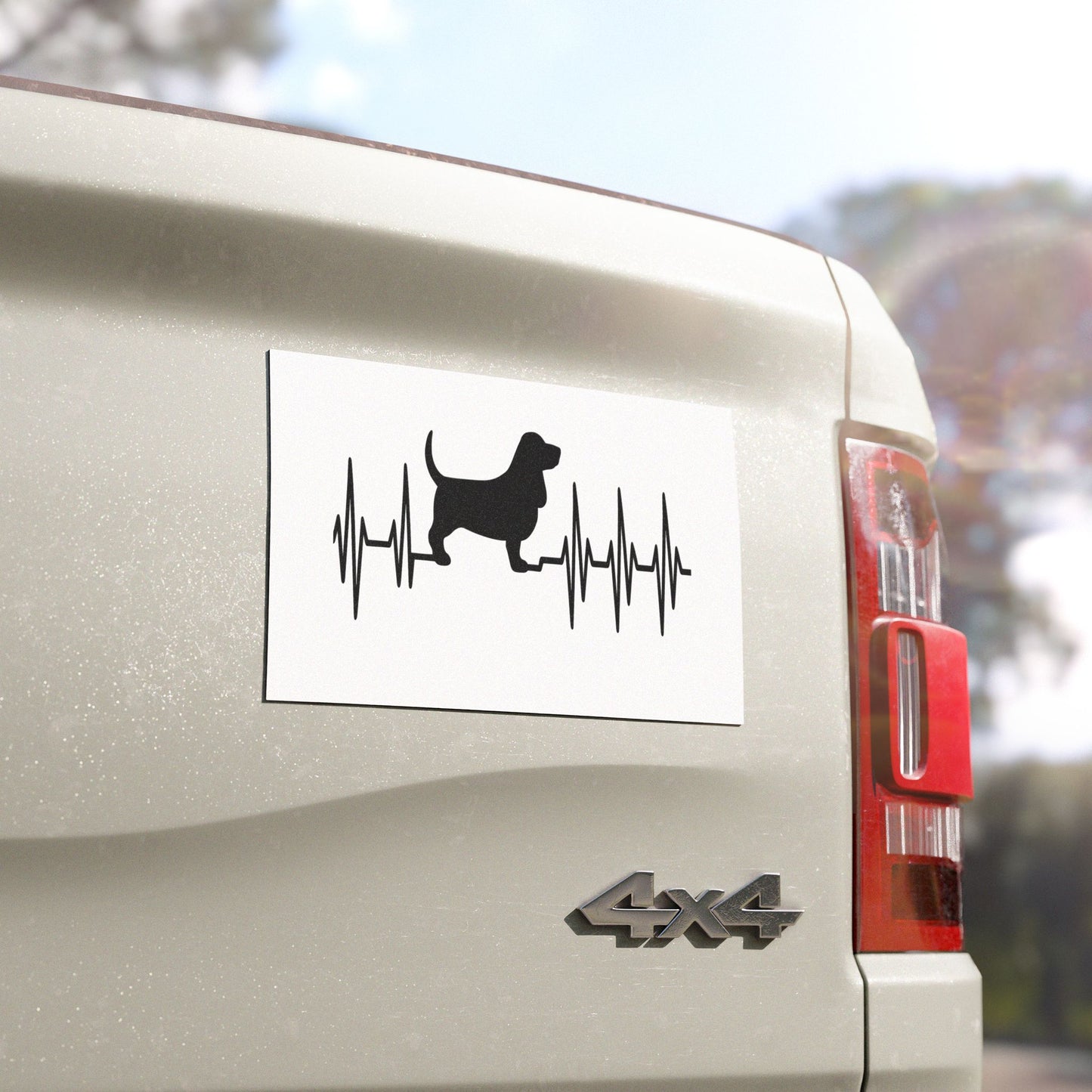My Heart Beats For Bassets Indoor/Outdoor Magnet