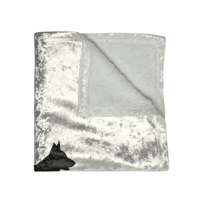 My Heart Beats For German Shepherds Crushed Velvet Blanket