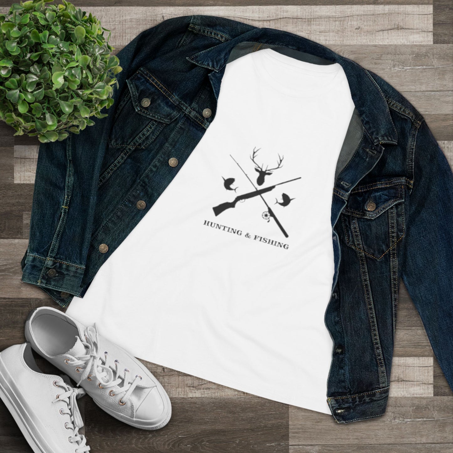 Hunting/Fishing Women's Short Sleeve Crewneck Tee