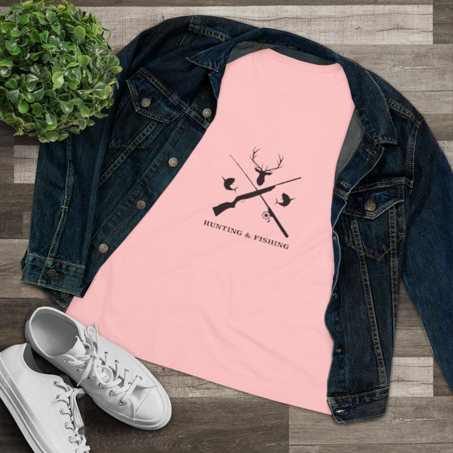Hunting/Fishing Women's Short Sleeve Crewneck Tee