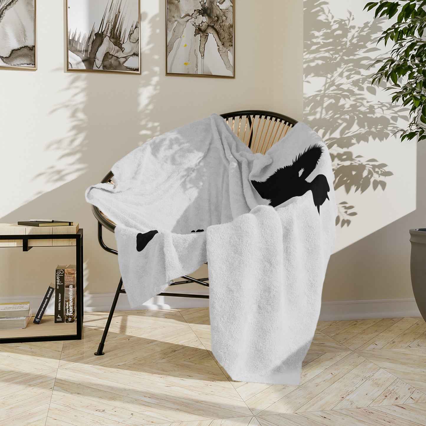 Malamute Silhouette Velveteen Microfiber Blanket